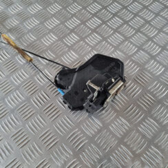 Aizmugurējo kreiso durvju slēdzene priekš TOYOTA AVENSIS 2007 UNIVERSAL