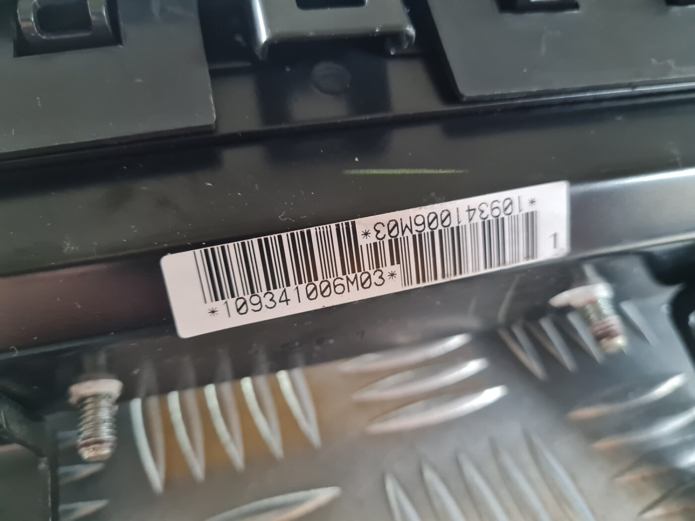 Šofera ceļgalu drošības spilvens priekš TOYOTA AVENSIS 2007 UNIVERSAL 5 Šofera ceļgalu drošības spilvens priekš TOYOTA AVENSIS 2007 UNIVERSAL