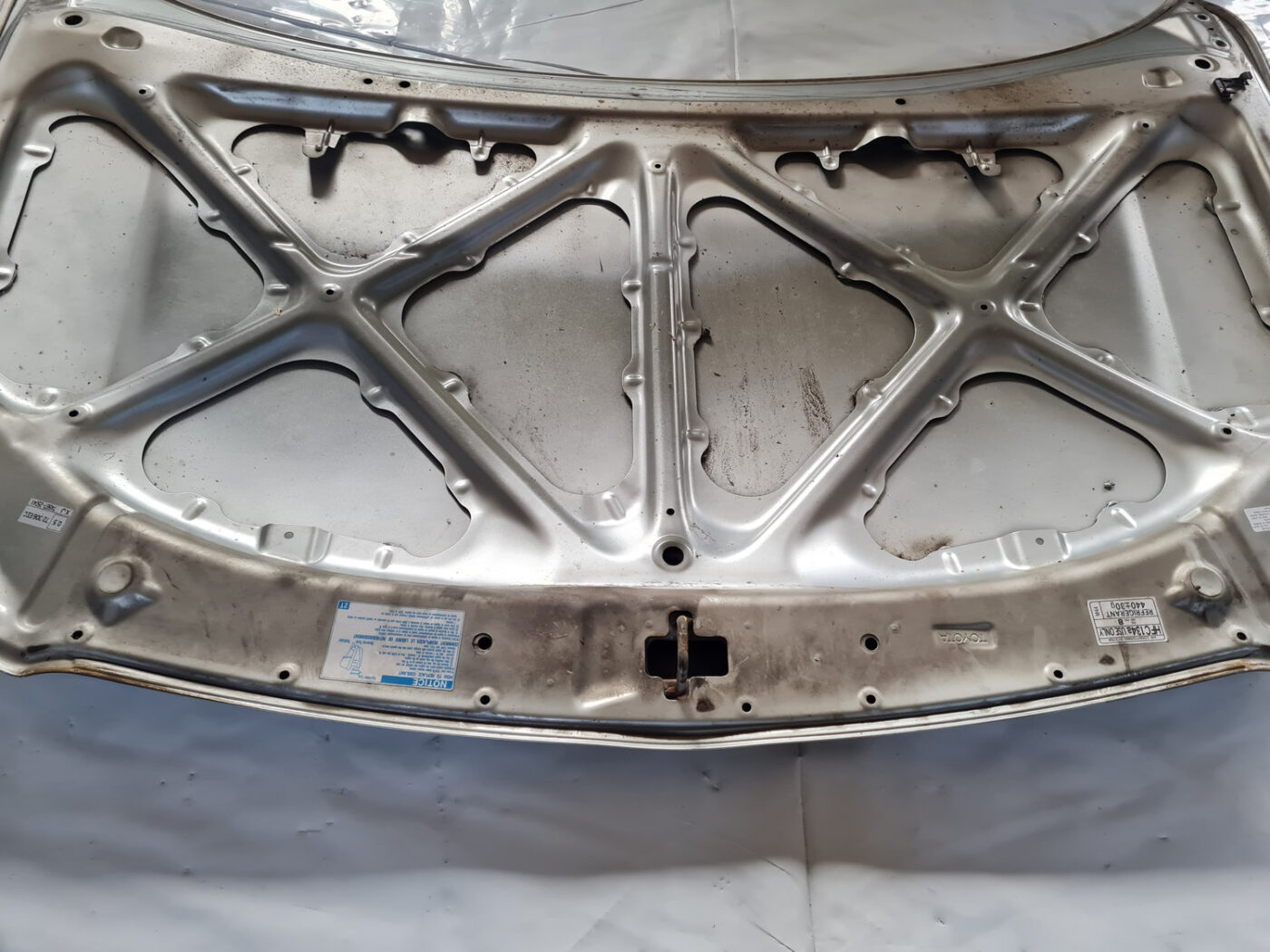 Pārsegs priekš TOYOTA AVENSIS 2007 UNIVERSAL 6 Pārsegs priekš TOYOTA AVENSIS 2007 UNIVERSAL