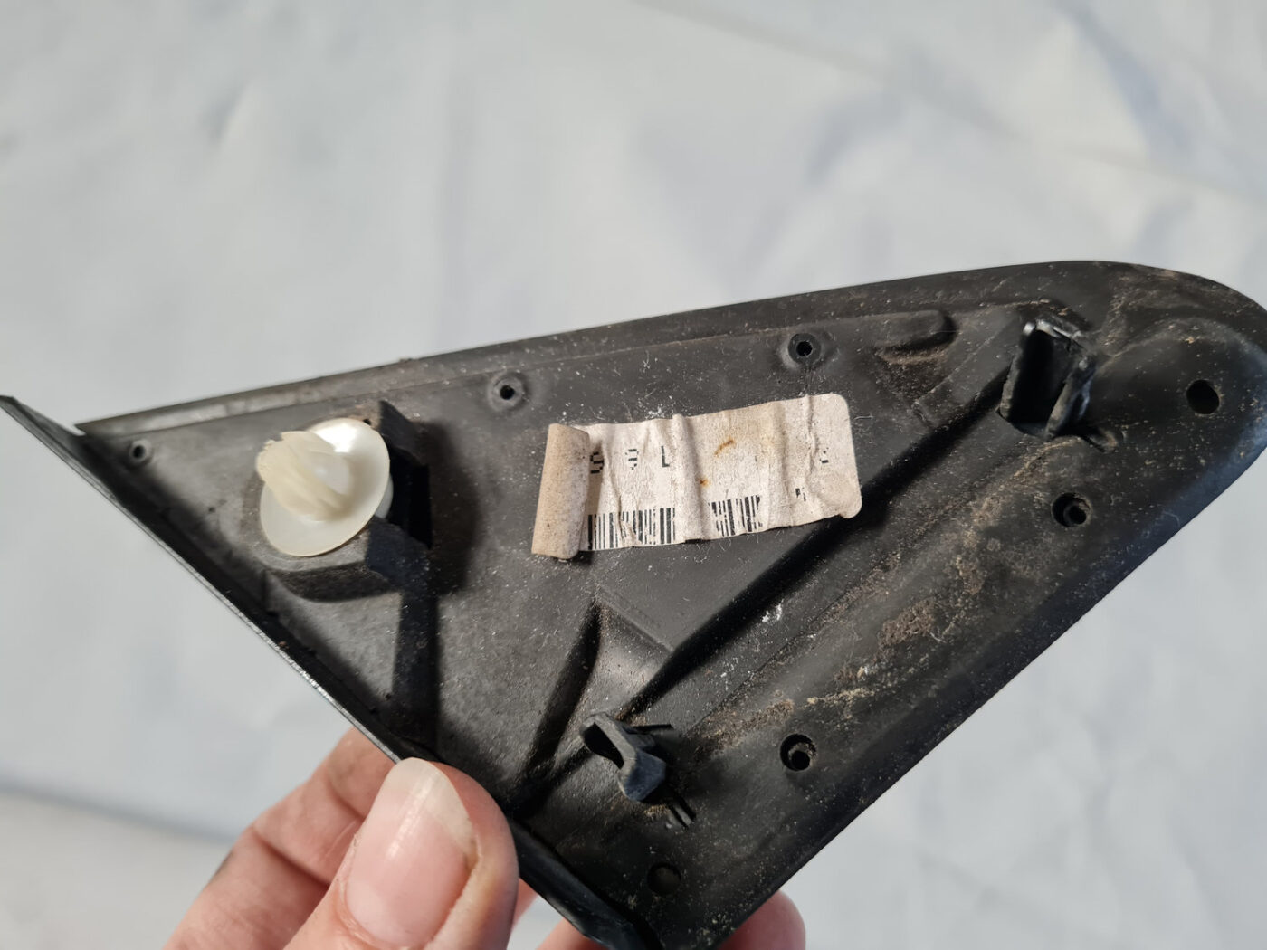 Priekšēja spārna uzlika/moldings priekš TOYOTA AVENSIS 2007 UNIVERSAL 3 Priekšēja spārna uzlika/moldings priekš TOYOTA AVENSIS 2007 UNIVERSAL