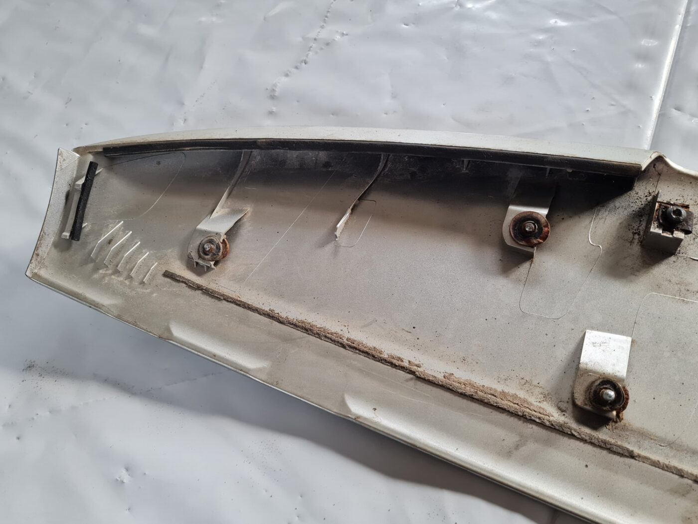 Bagāžnieka vāka spoileris priekš TOYOTA AVENSIS 2007 UNIVERSAL 3 Bagāžnieka vāka spoileris priekš TOYOTA AVENSIS 2007 UNIVERSAL