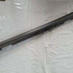 Ārēja sliekšņa kreisa uzlika priekš TOYOTA AVENSIS 2007 UNIVERSAL