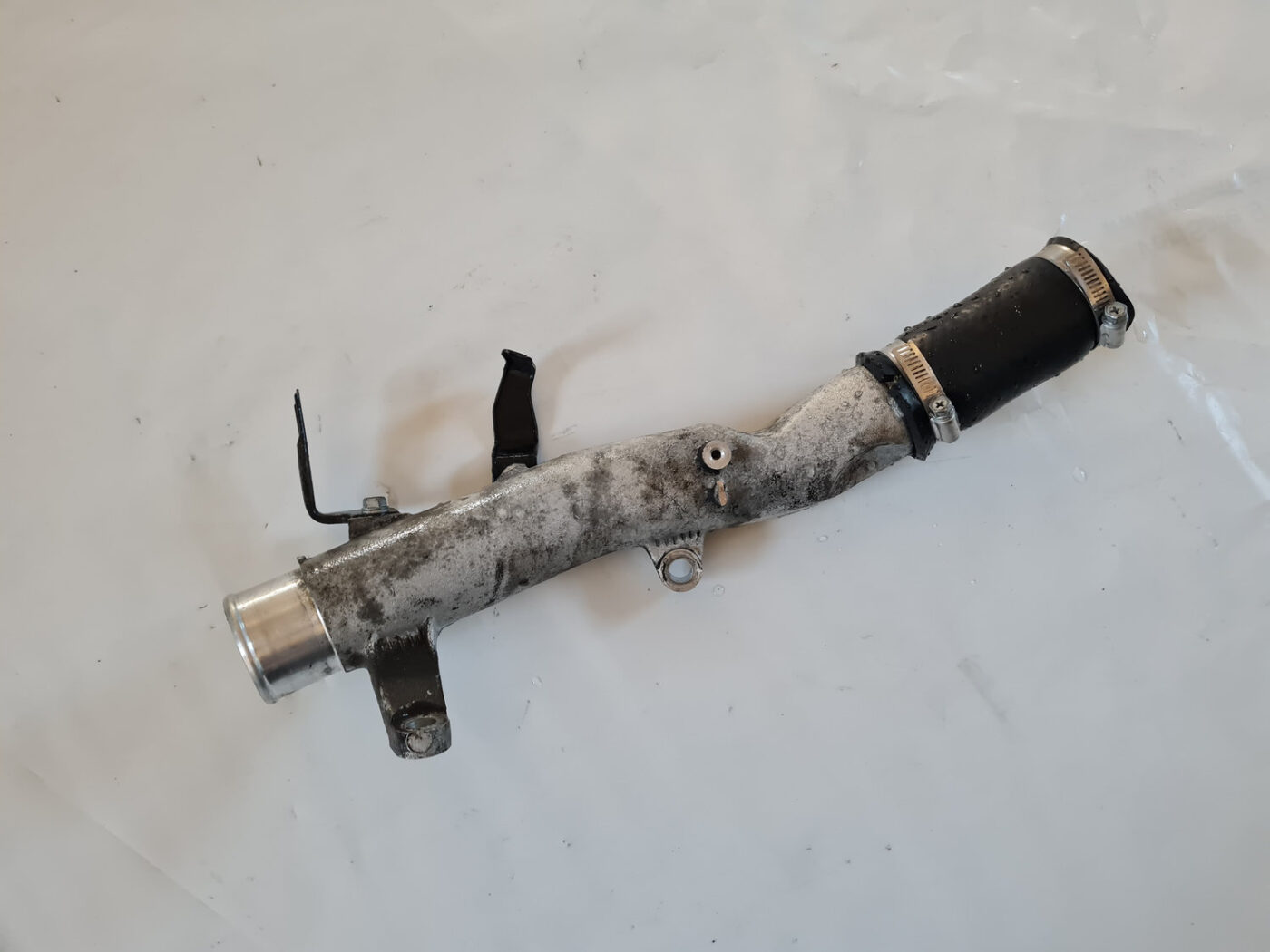 Interkulera caurule priekš TOYOTA AVENSIS 2007 UNIVERSAL 3 Interkulera caurule priekš TOYOTA AVENSIS 2007 UNIVERSAL