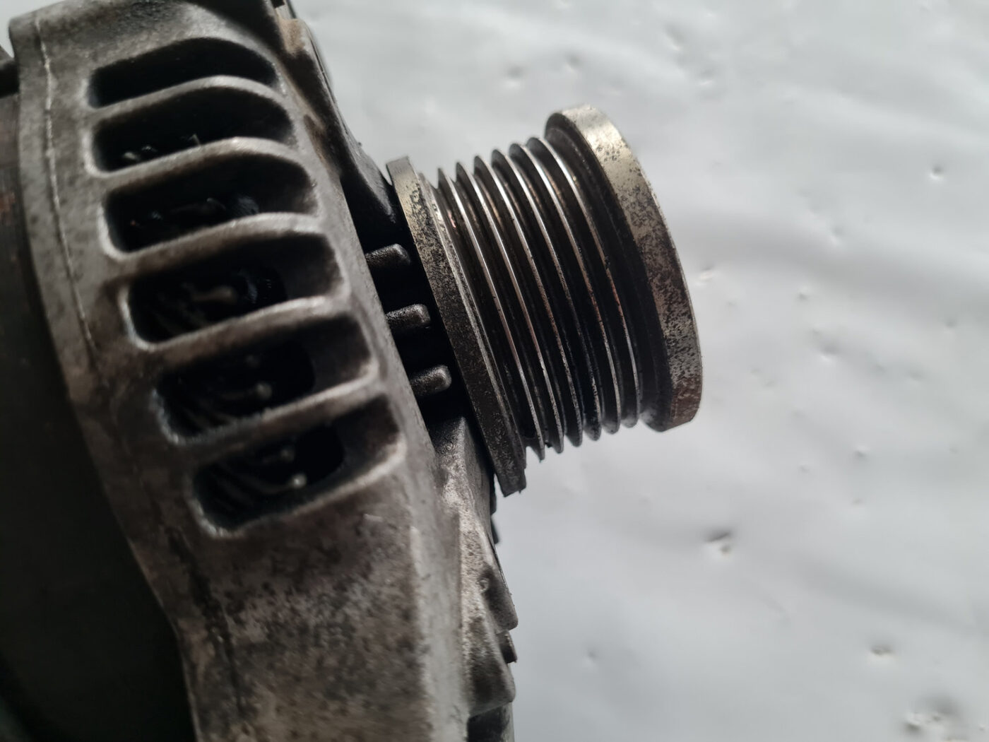 Ģenerators priekš TOYOTA AVENSIS 2007 UNIVERSAL 2 Ģenerators priekš TOYOTA AVENSIS 2007 UNIVERSAL