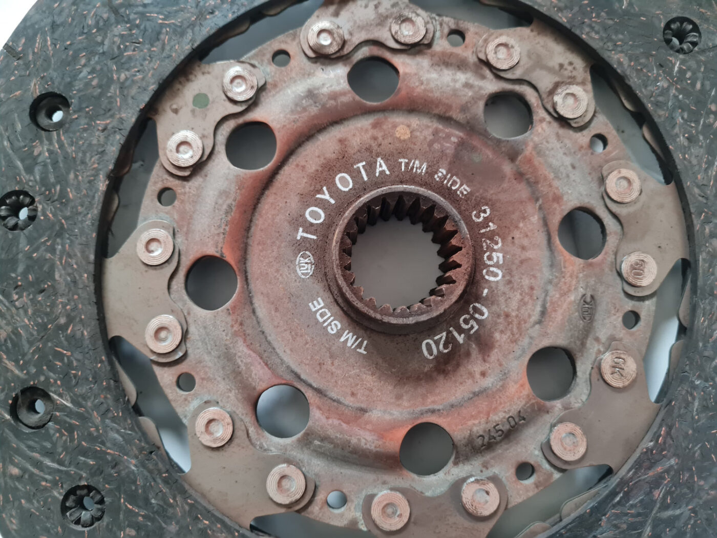 Sajūga komplekts priekš TOYOTA AVENSIS 2007 UNIVERSAL 15 Sajūga komplekts priekš TOYOTA AVENSIS 2007 UNIVERSAL