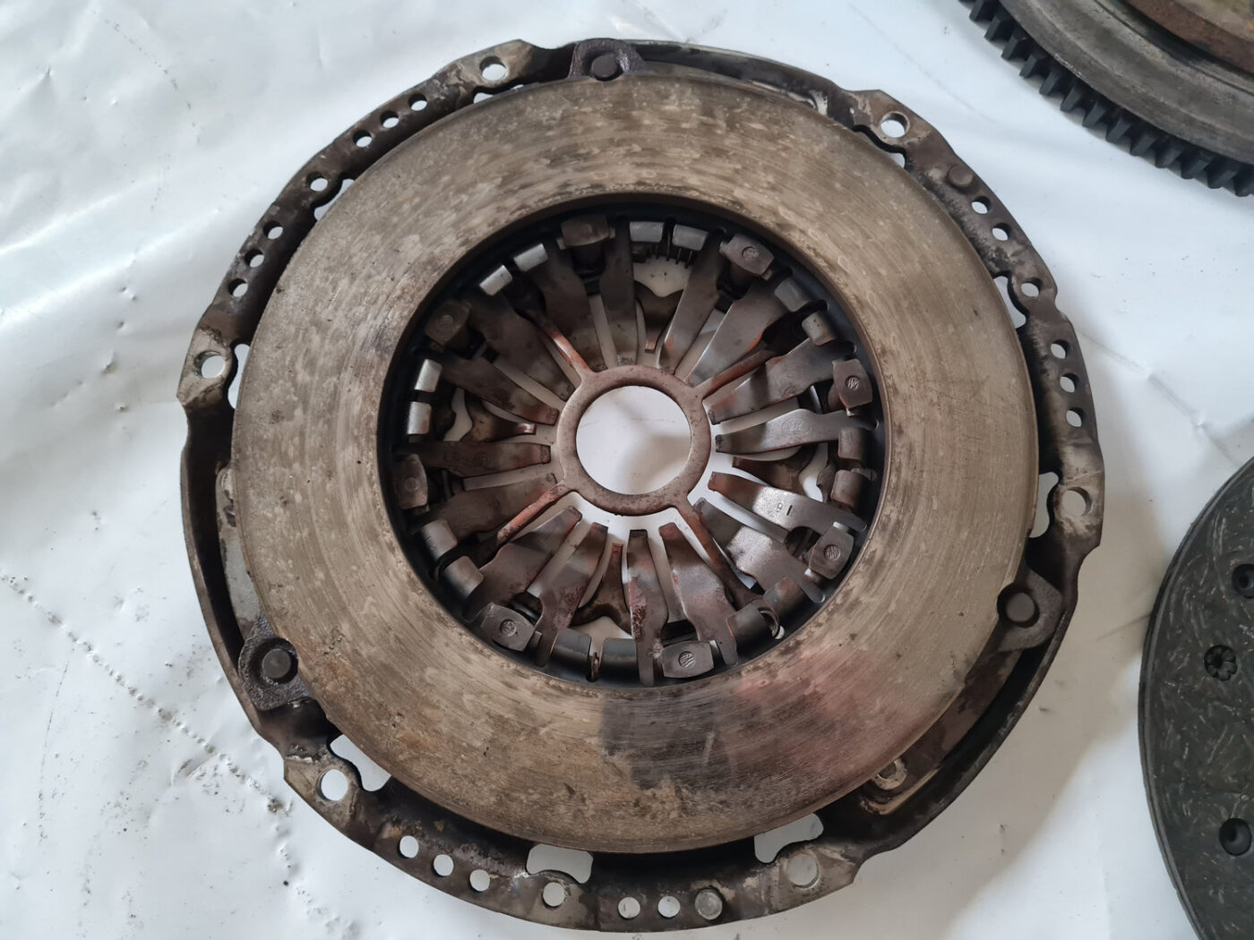 Sajūga komplekts priekš TOYOTA AVENSIS 2007 UNIVERSAL 7 Sajūga komplekts priekš TOYOTA AVENSIS 2007 UNIVERSAL