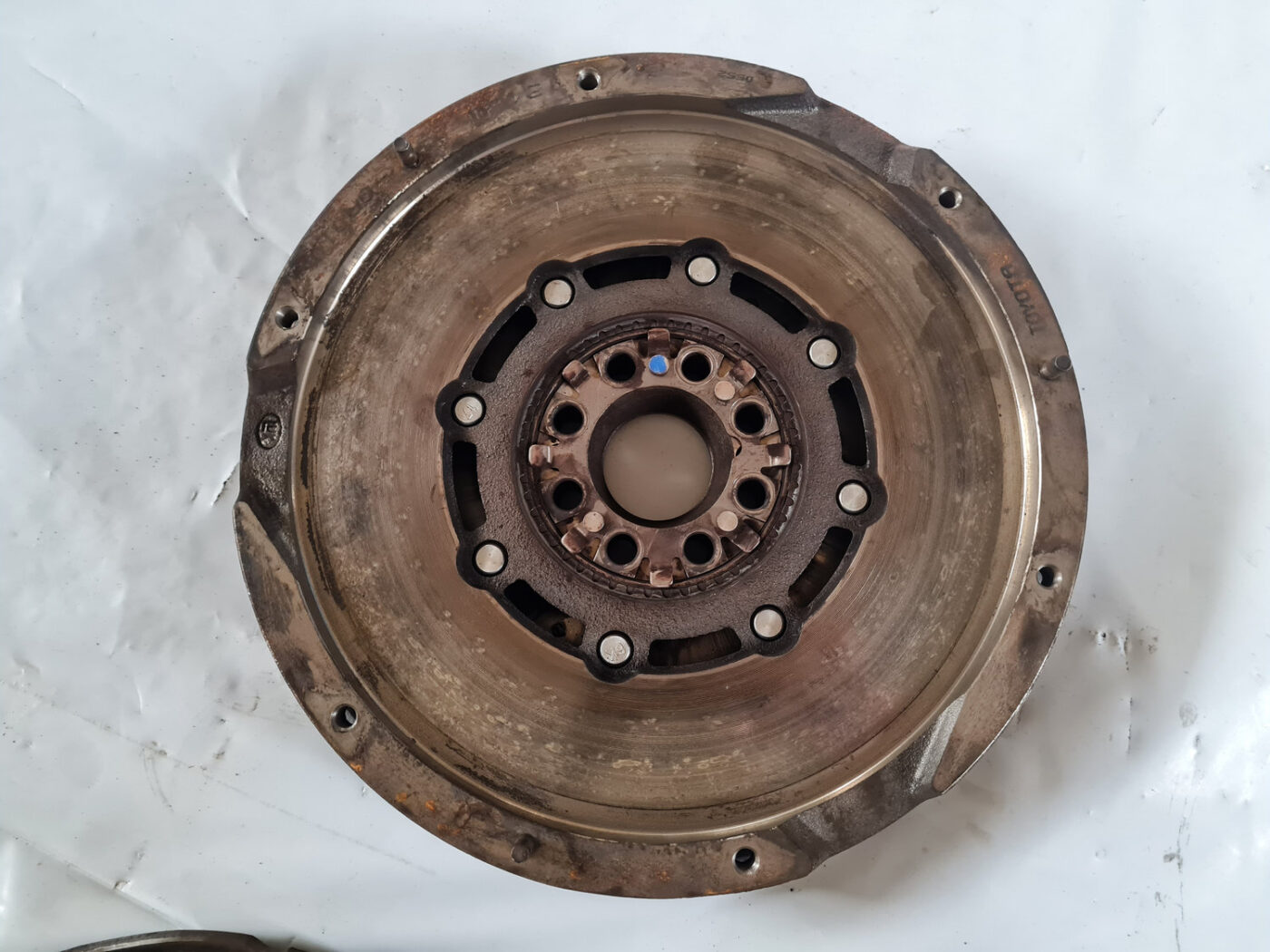 Sajūga komplekts priekš TOYOTA AVENSIS 2007 UNIVERSAL 6 Sajūga komplekts priekš TOYOTA AVENSIS 2007 UNIVERSAL