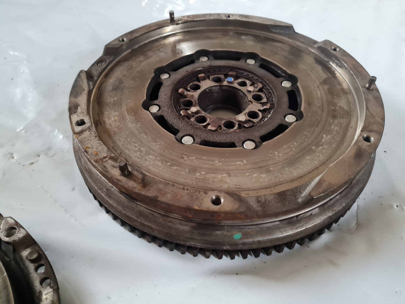 Sajūga komplekts priekš TOYOTA AVENSIS 2007 UNIVERSAL 5 Sajūga komplekts priekš TOYOTA AVENSIS 2007 UNIVERSAL