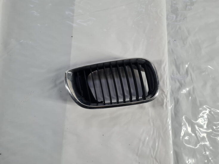 Bufera reste priekš BMW 318D E46 2002 SEDAN