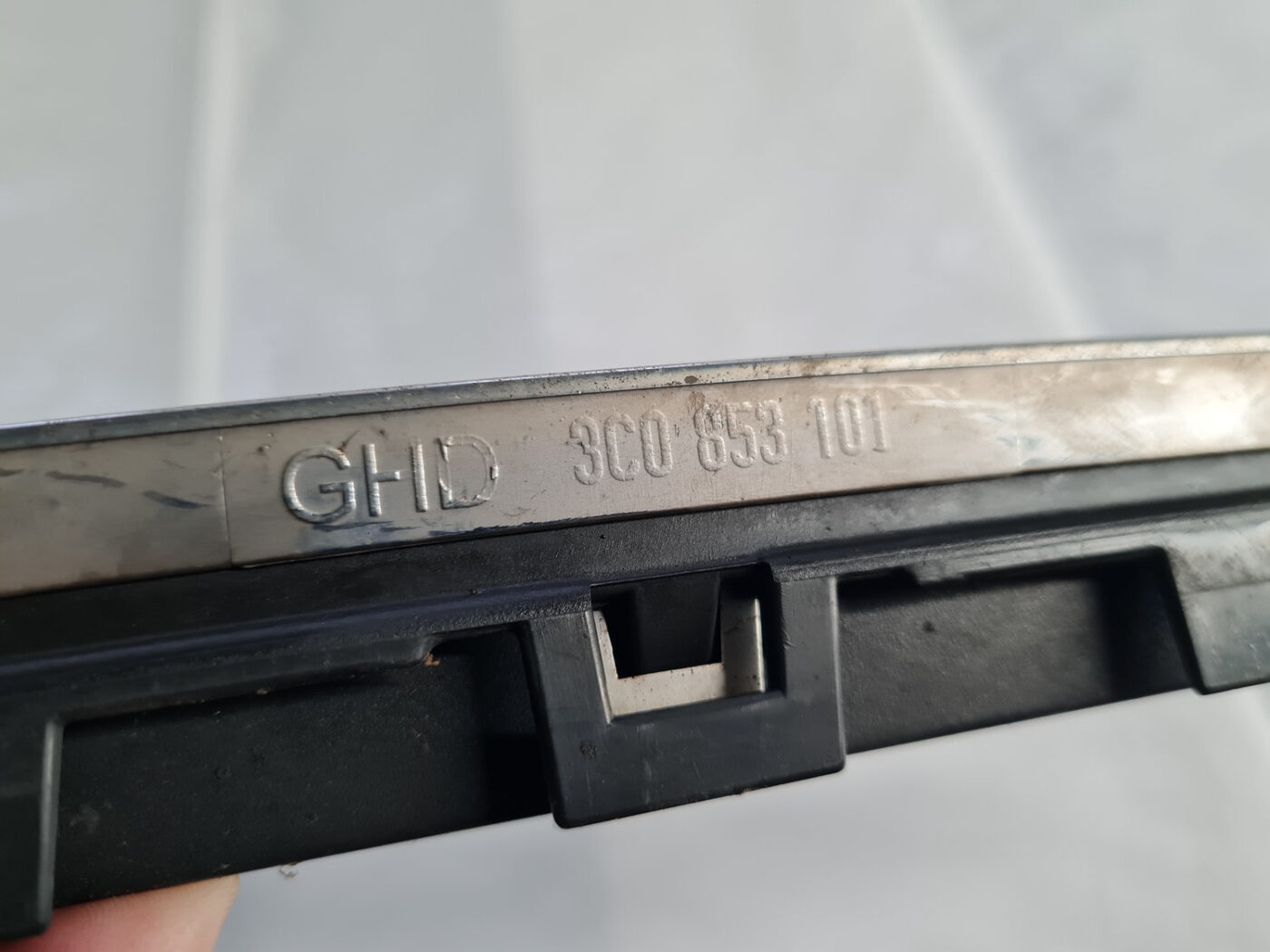 Bufera reste priekš VW PASSAT B6 2006 ANGL. UNIVERSAL 3 Bufera reste priekš VW PASSAT B6 2006 ANGL. UNIVERSAL