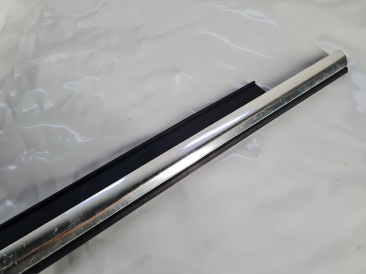 Durvju stikla moldings priekš AUDI A7 2011 SPORTBACK