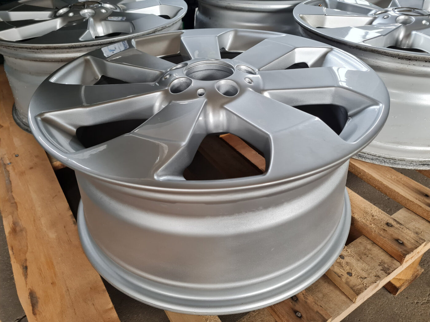 Lietie diski - vieglmetāla (kpl) priekš MERCEDES BENZ ML280 2008 OBSIDIAN BLACK 20 Lietie diski - vieglmetāla (kpl) priekš MERCEDES BENZ ML280 2008 OBSIDIAN BLACK