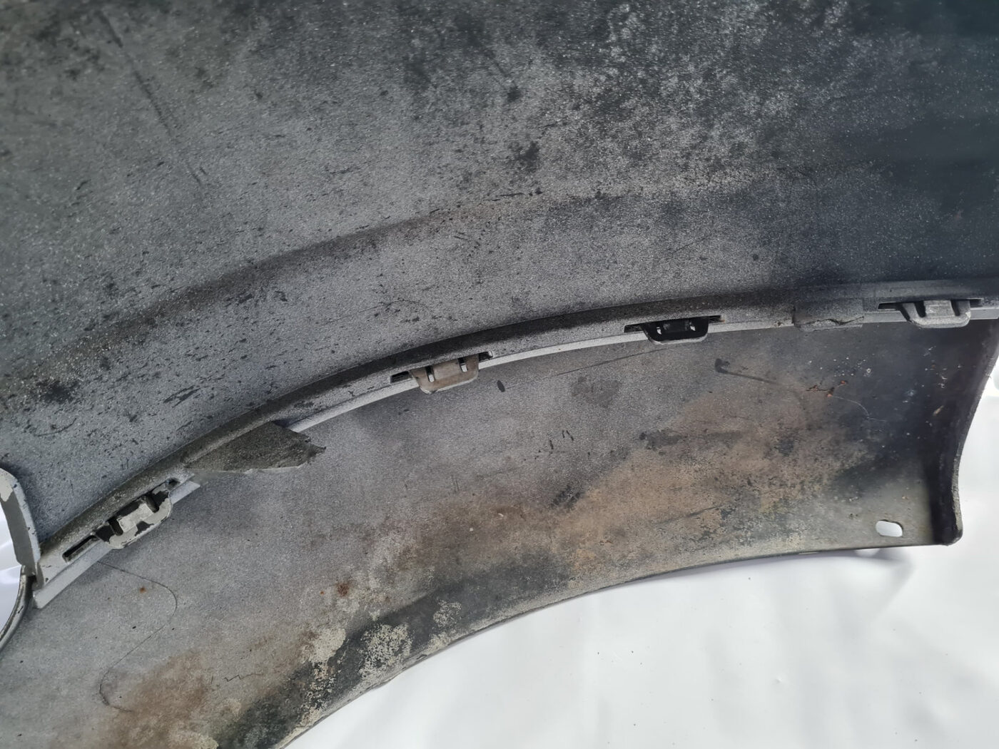 Priekšējais buferis priekš VOLVO V70 2006 7 Priekšējais buferis priekš VOLVO V70 2006