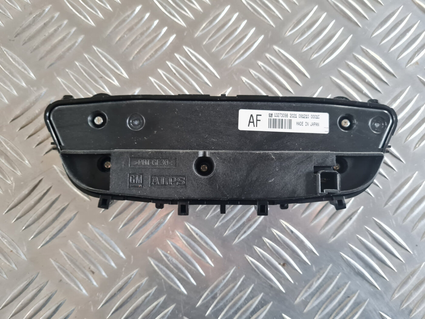 Klimata kontroles bloks priekš OPEL INSIGNIA 2010 5 Klimata kontroles bloks priekš OPEL INSIGNIA 2010