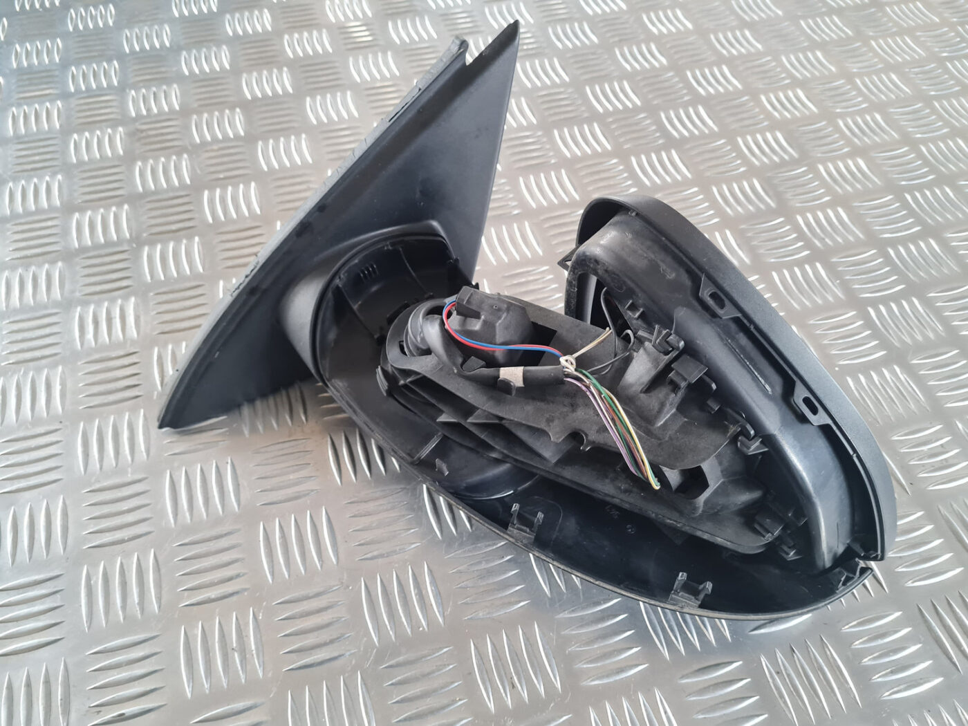 Ārējais spogulis, pa kreisi priekš OPEL INSIGNIA 2010 8 Ārējais spogulis, pa kreisi priekš OPEL INSIGNIA 2010