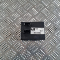 Piekabes āķa vadības bloks priekš OPEL INSIGNIA 2010