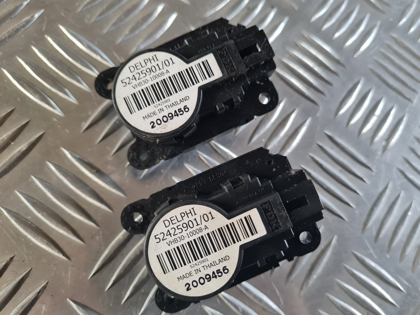 Apsildes sistēmas aktuators priekš OPEL INSIGNIA 2010 2 Apsildes sistēmas aktuators priekš OPEL INSIGNIA 2010