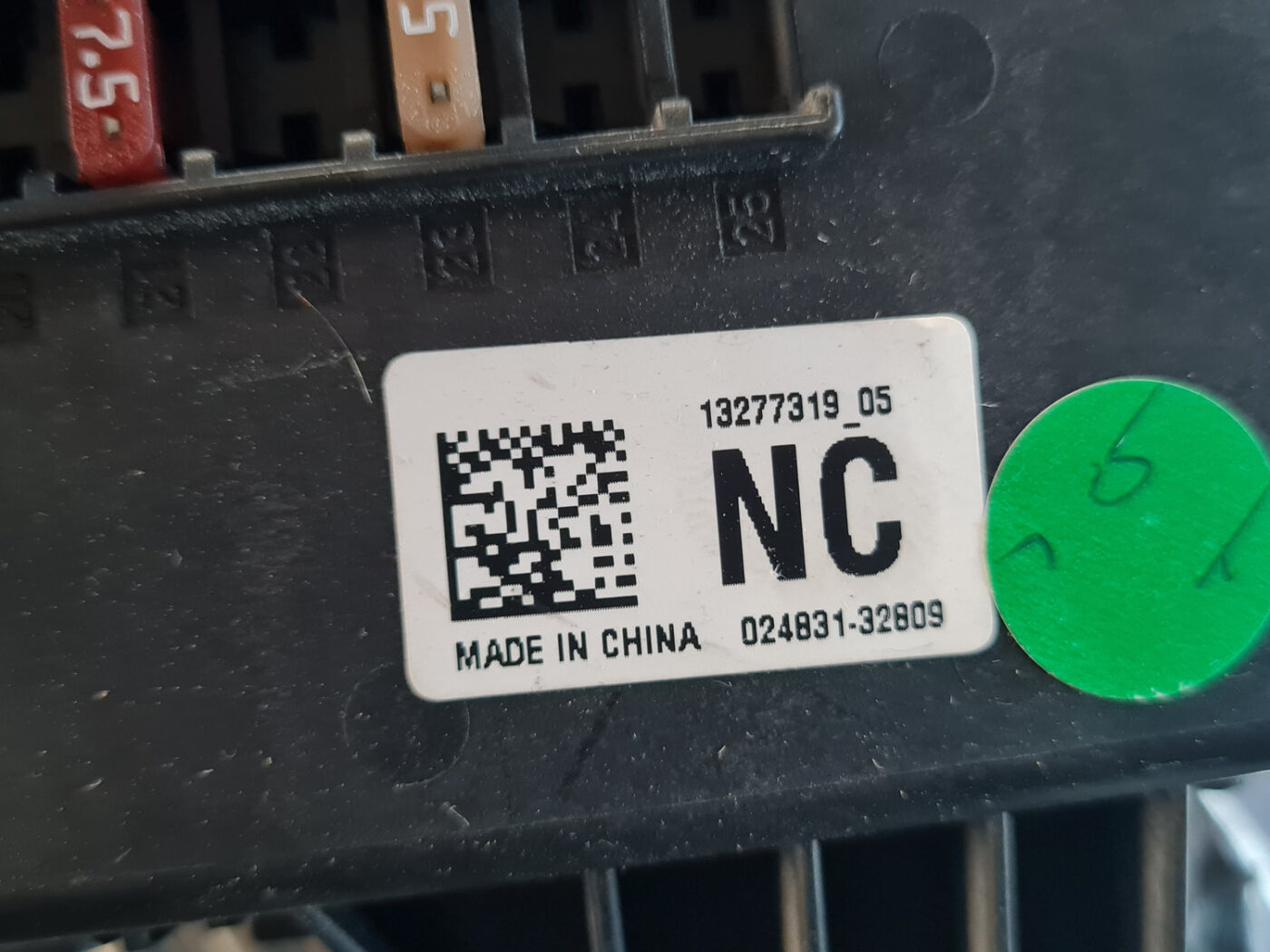 Drošinātāju bloks priekš OPEL INSIGNIA 2010 5 Drošinātāju bloks priekš OPEL INSIGNIA 2010