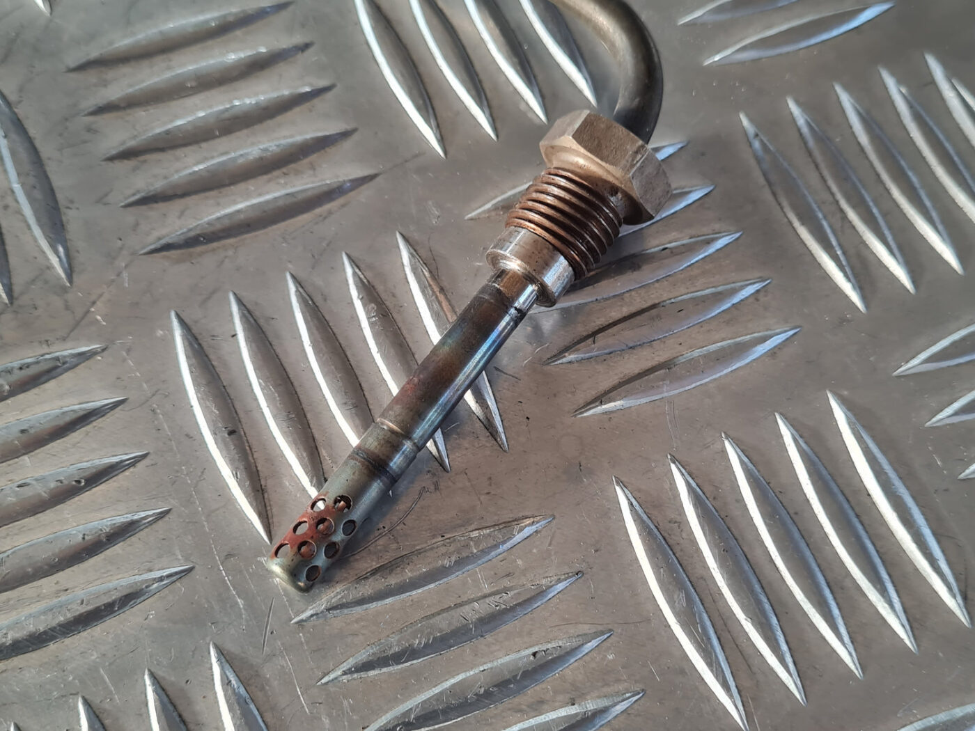 Izplūdes gāzu temperatūras devējs priekš OPEL INSIGNIA 2010 2 Izplūdes gāzu temperatūras devējs priekš OPEL INSIGNIA 2010