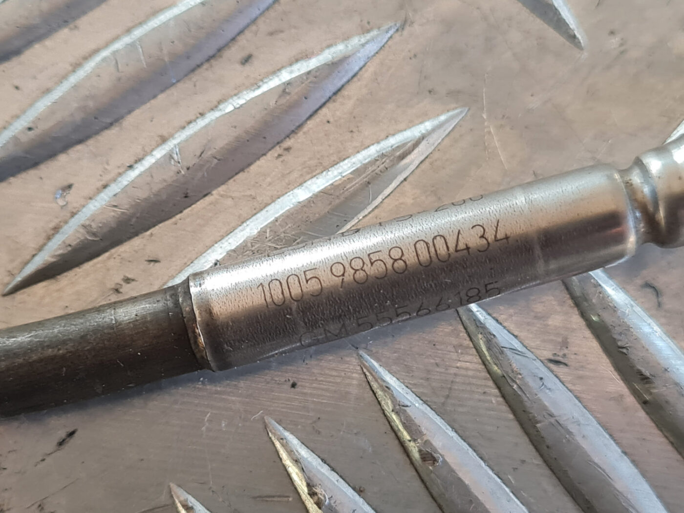 Izplūdes gāzu temperatūras devējs priekš OPEL INSIGNIA 2010 4 Izplūdes gāzu temperatūras devējs priekš OPEL INSIGNIA 2010