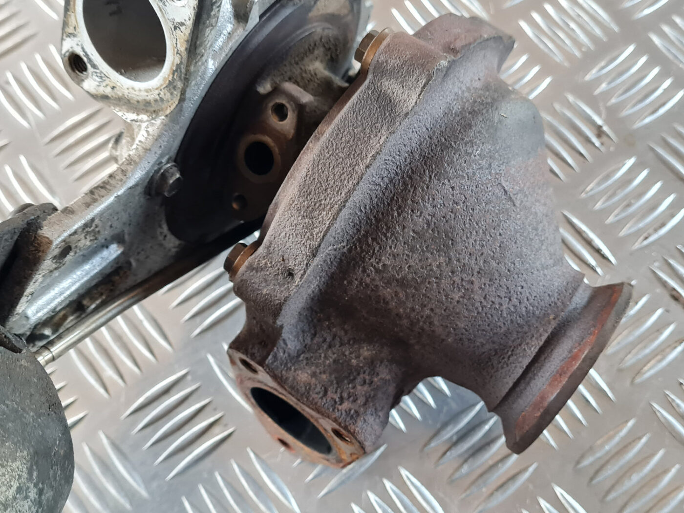 Turbīna priekš OPEL INSIGNIA 2010 4 Turbīna priekš OPEL INSIGNIA 2010