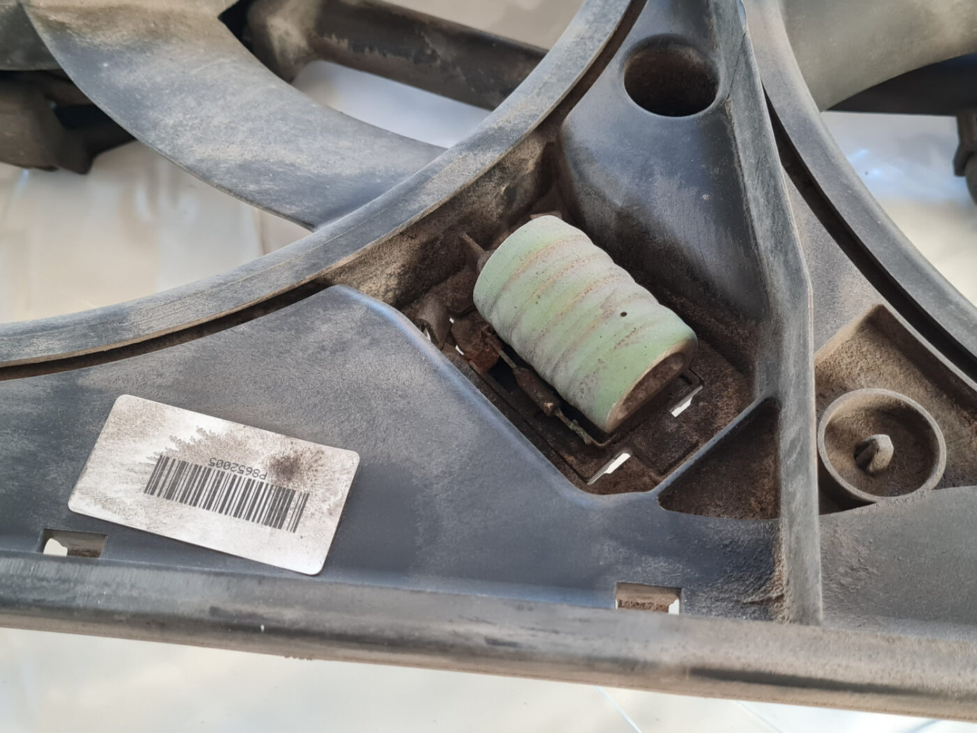 Dzesēšanas radiatora ventilators priekš OPEL INSIGNIA 2010 8 Dzesēšanas radiatora ventilators priekš OPEL INSIGNIA 2010