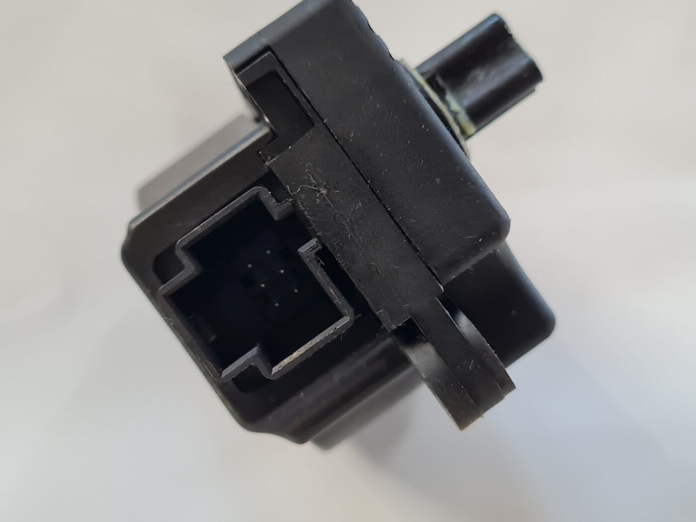 Apsildes sistēmas aktuators priekš OPEL INSIGNIA 2010 3 Apsildes sistēmas aktuators priekš OPEL INSIGNIA 2010