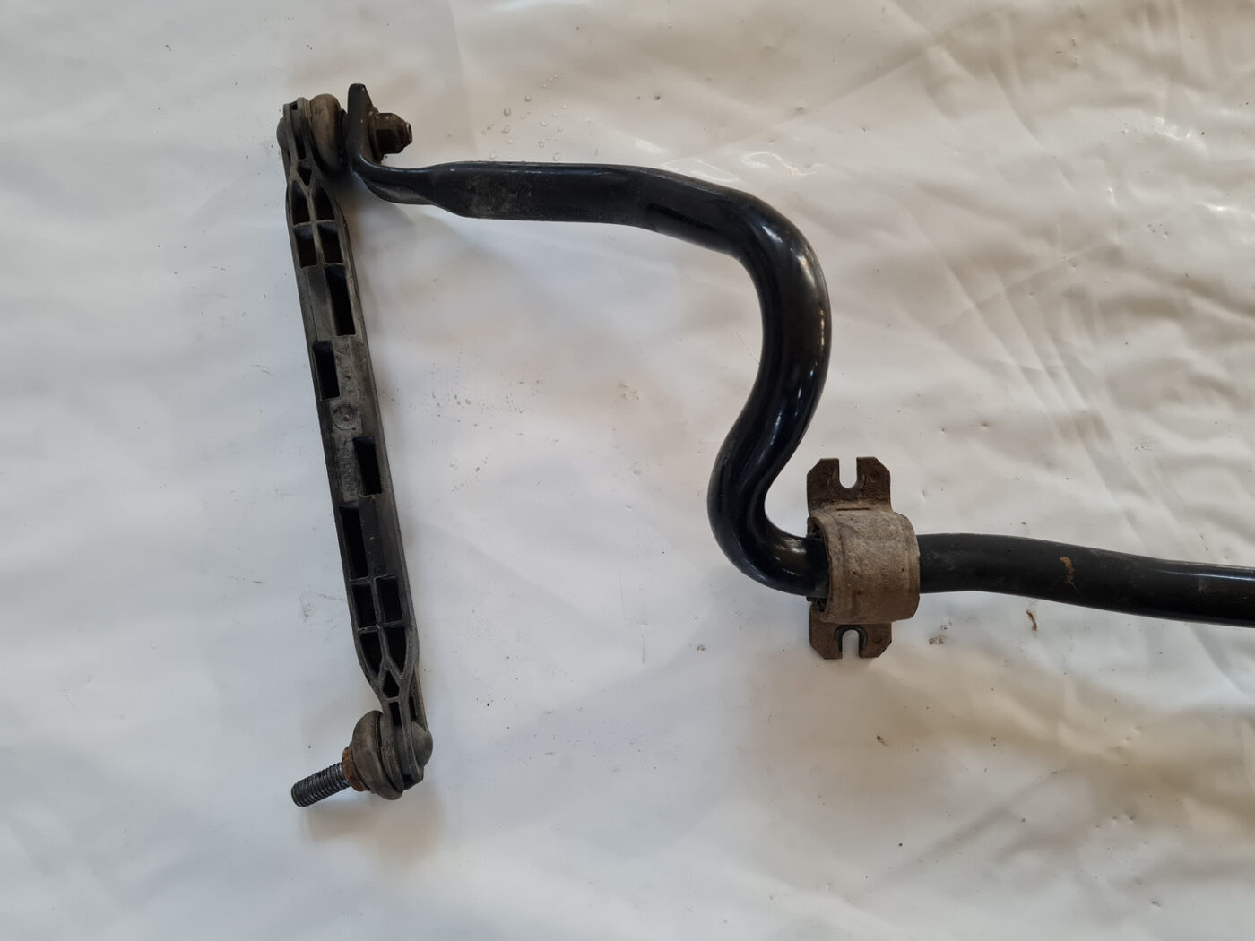 Priekšējais stabilizators priekš OPEL INSIGNIA 2010 2 Priekšējais stabilizators priekš OPEL INSIGNIA 2010