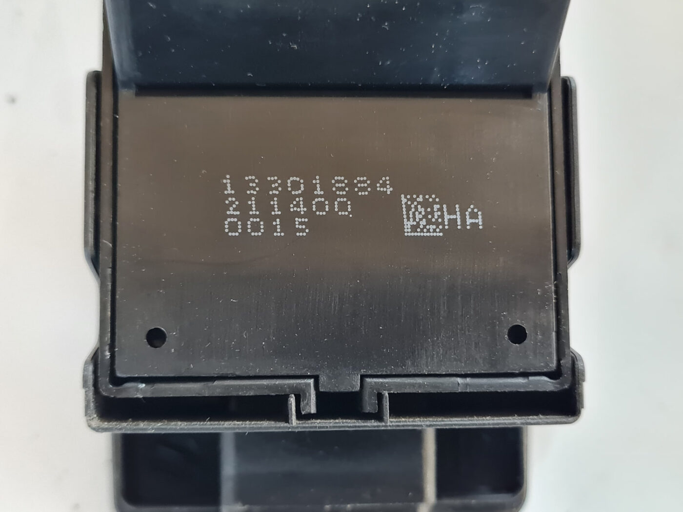 Stikla pacelšanas poga priekš OPEL INSIGNIA 2010 3 Stikla pacelšanas poga priekš OPEL INSIGNIA 2010