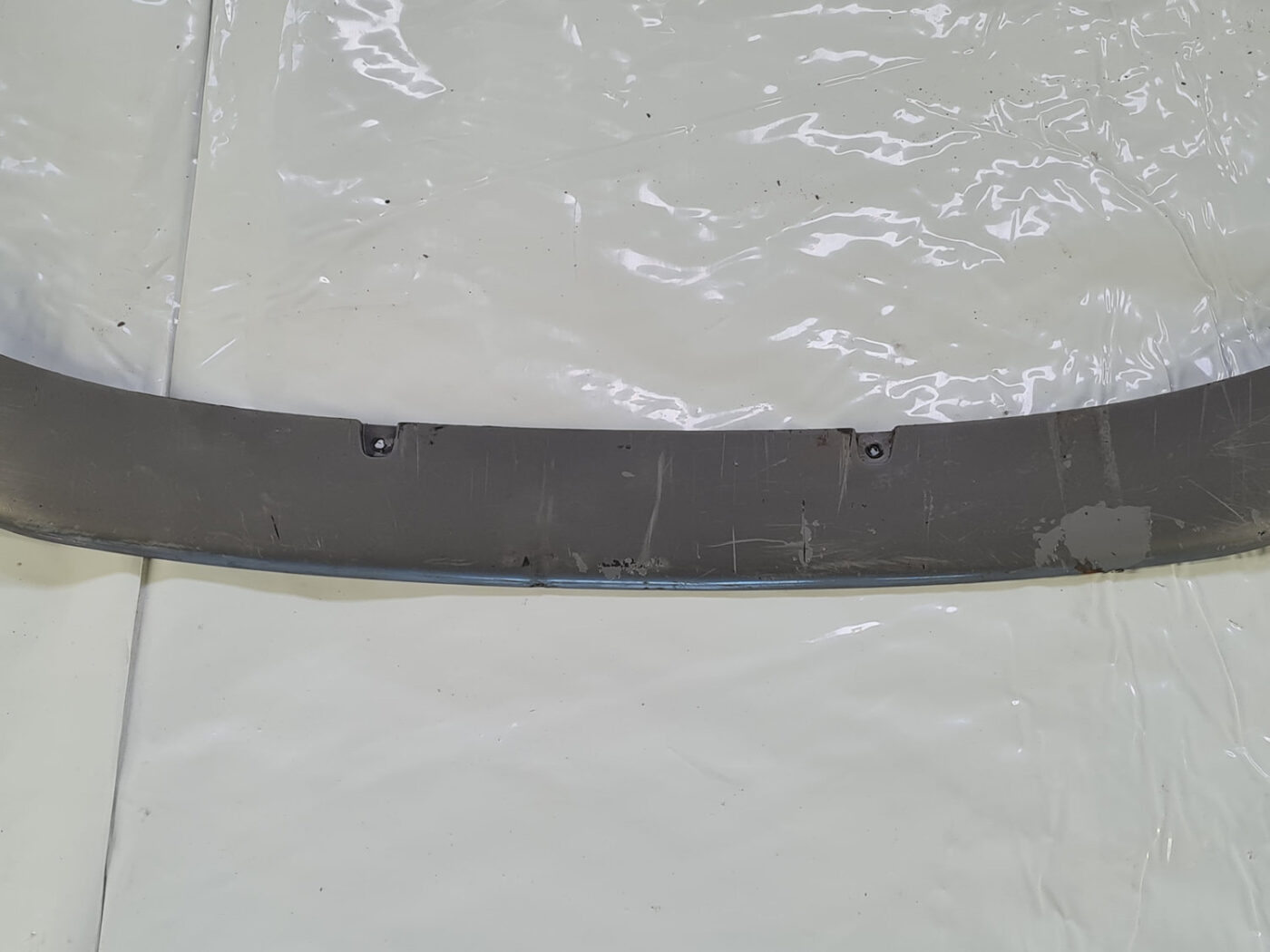 Aizmugurēja bufera spoileris (lūpa) priekš VOLVO S40 2004 Grey 16 Aizmugurēja bufera spoileris (lūpa) priekš VOLVO S40 2004 Grey