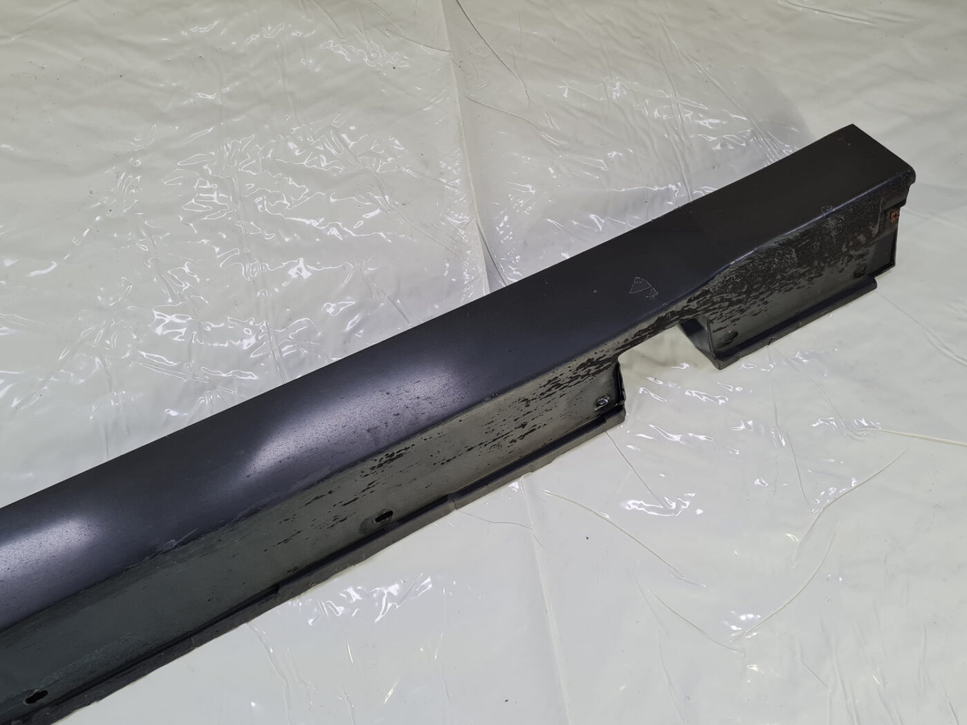 Ārēja sliekšņa laba uzlika priekš BMW 525 E60 2004 BLACK 11 Ārēja sliekšņa laba uzlika priekš BMW 525 E60 2004 BLACK