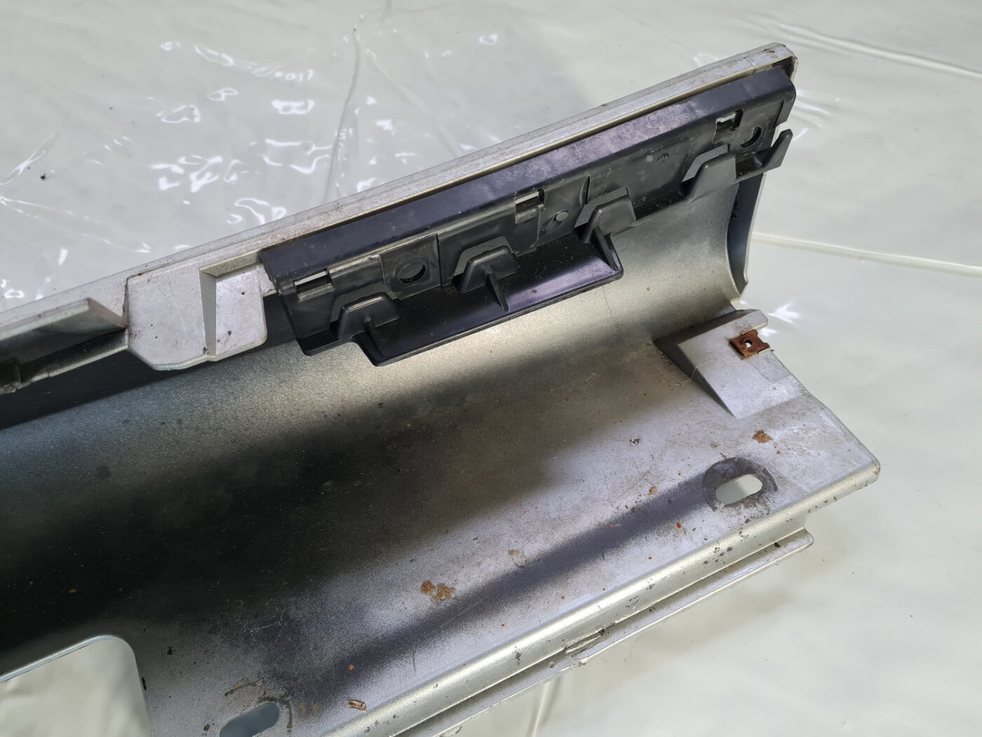 Ārēja sliekšņa kreisa uzlika priekš BMW 530D E61 2006 TOURING TITANSILVER 6 Ārēja sliekšņa kreisa uzlika priekš BMW 530D E61 2006 TOURING TITANSILVER