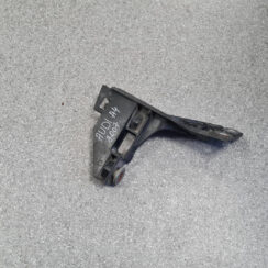 Priekšēja bufera kreisāis kronšteins priekš AUDI A4 2007