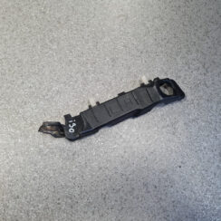 Priekšēja bufera kronšteins priekš HYUNDAI I30 2012