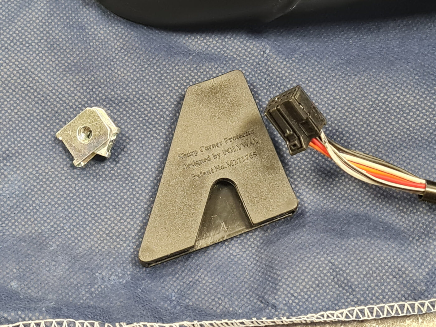 Ārējais spogulis, pa labi priekš CHRYSLER VOYAGER 2008-2016 15 Ārējais spogulis, pa labi priekš CHRYSLER VOYAGER 2008-2016