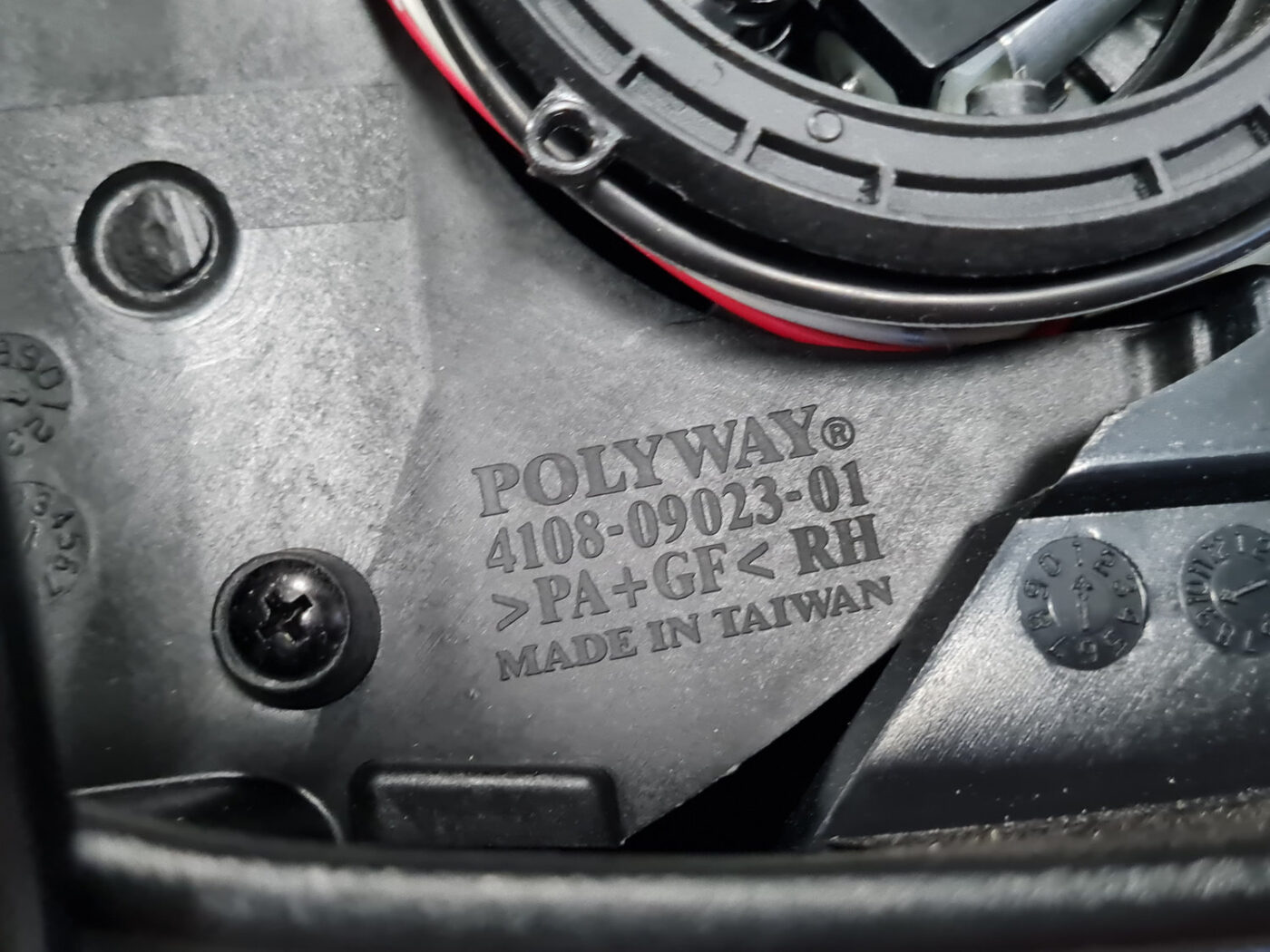 Ārējais spogulis, pa labi priekš CHRYSLER VOYAGER 2008-2016 9 Ārējais spogulis, pa labi priekš CHRYSLER VOYAGER 2008-2016