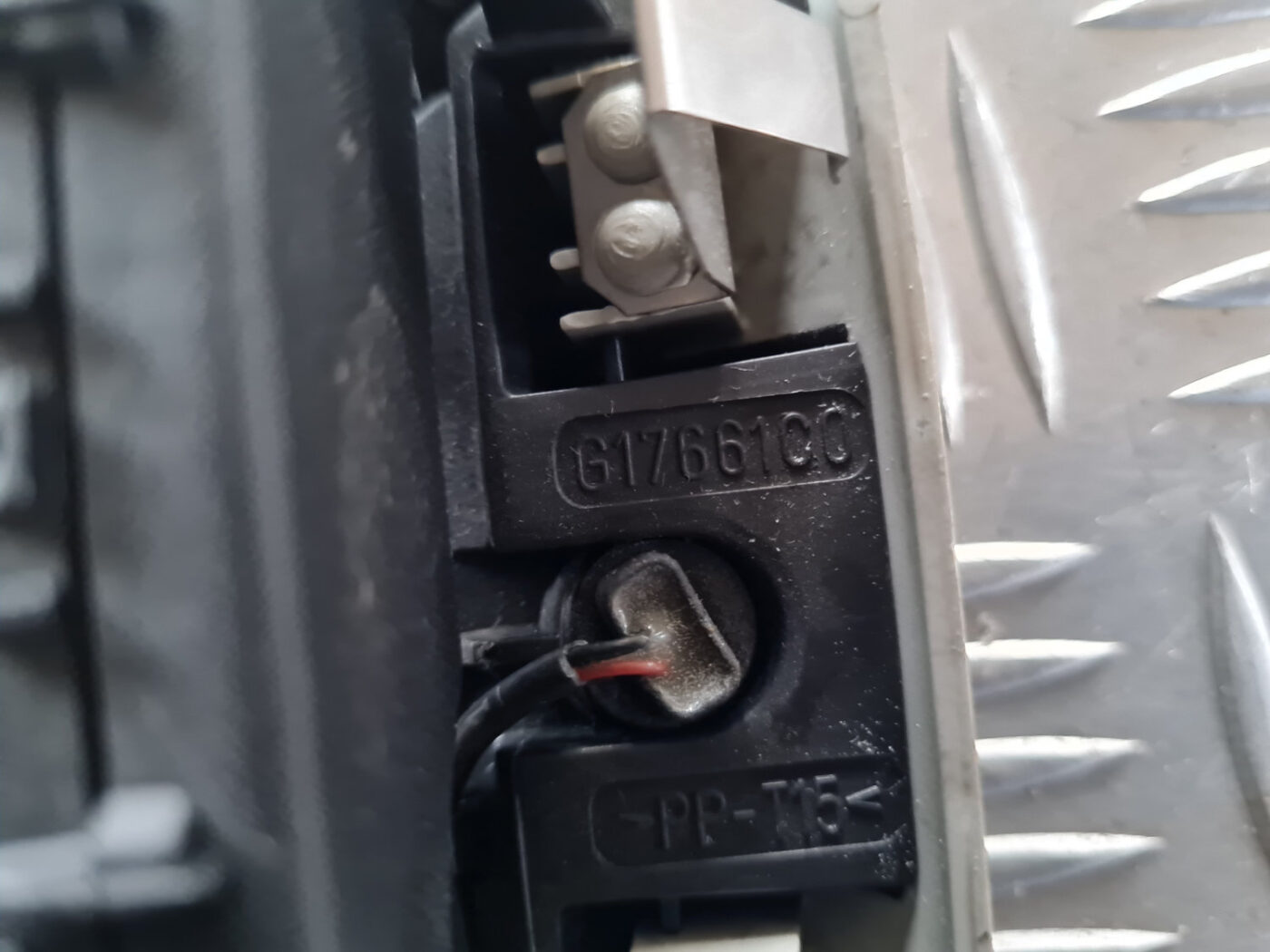 Skaņas sensors priekš ŠKODA OCTAVIA 2007 5 Skaņas sensors priekš ŠKODA OCTAVIA 2007