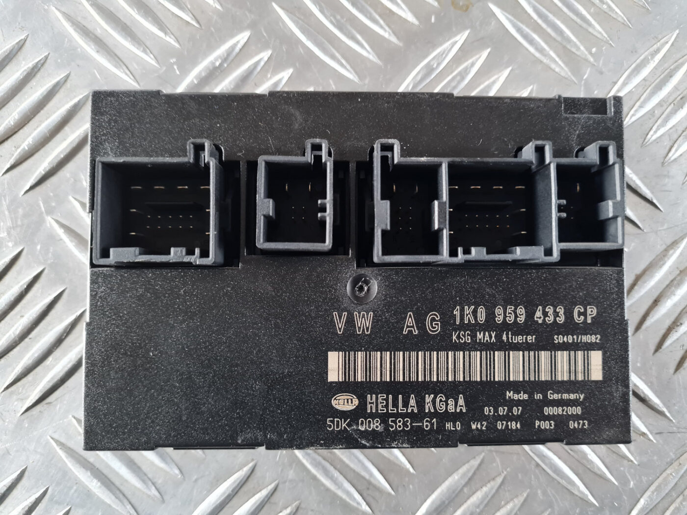 Komforta vadības bloks priekš ŠKODA OCTAVIA 2007 2 Komforta vadības bloks priekš ŠKODA OCTAVIA 2007