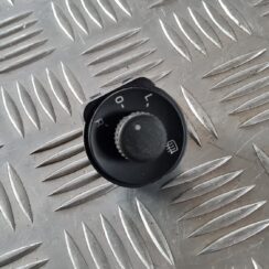 Spoguļa regulēšanas poga priekš ŠKODA OCTAVIA 2007