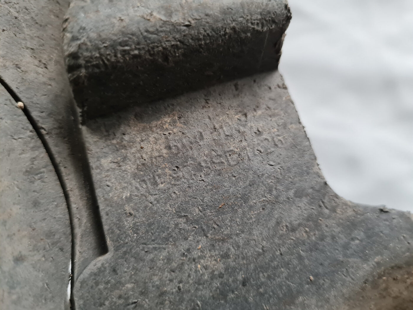 Priekšējais labais dubļu aizsargs priekš ŠKODA OCTAVIA 2007 3 Priekšējais labais dubļu aizsargs priekš ŠKODA OCTAVIA 2007