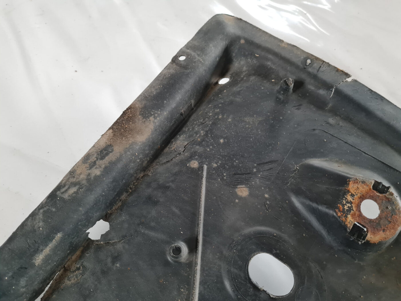 Virsbūves apakšējais aizsargs priekš ŠKODA OCTAVIA 2007 8 Virsbūves apakšējais aizsargs priekš ŠKODA OCTAVIA 2007