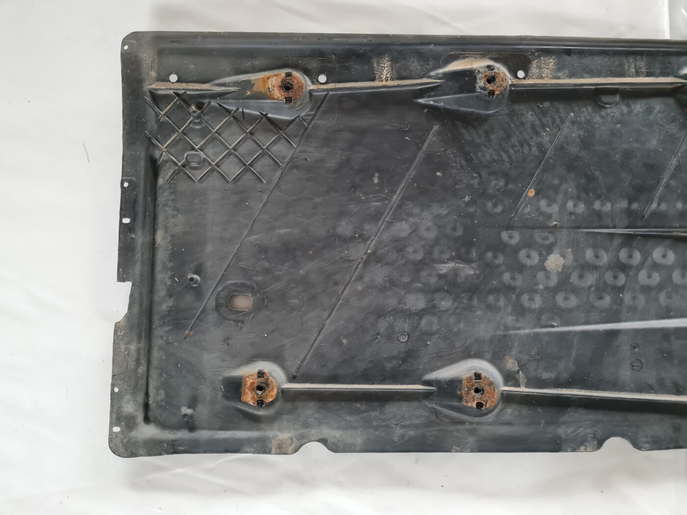 Virsbūves apakšējais aizsargs priekš ŠKODA OCTAVIA 2007 7 Virsbūves apakšējais aizsargs priekš ŠKODA OCTAVIA 2007