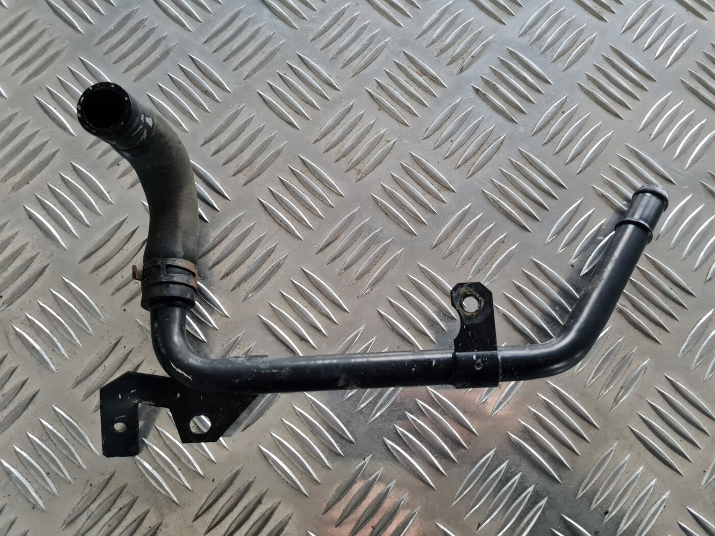 Dzesēšanas caurule priekš ŠKODA OCTAVIA 2007 2 Dzesēšanas caurule priekš ŠKODA OCTAVIA 2007