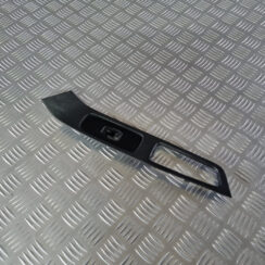 Durvju apdares uzlika priekš VOLVO XC 60 2009