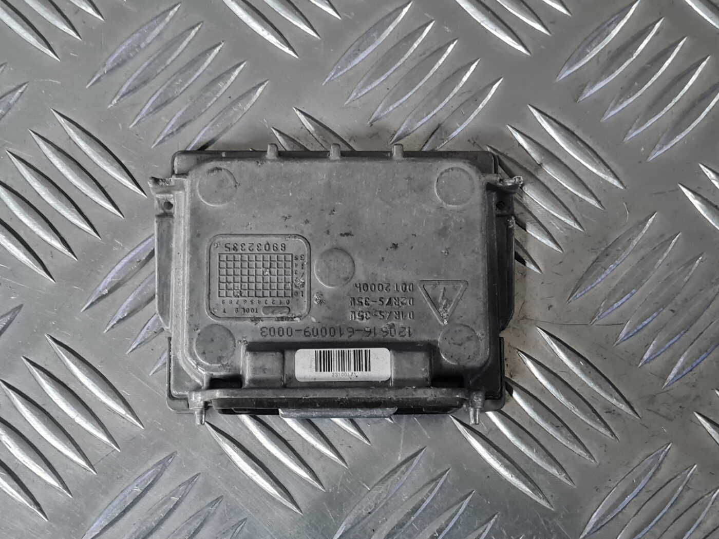 Ksenona vadības bloks priekš VOLVO XC 60 2009 2 Ksenona vadības bloks priekš VOLVO XC 60 2009