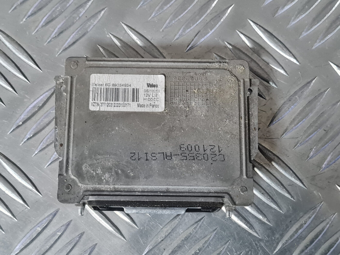 Ksenona vadības bloks priekš VOLVO XC 60 2009 7 Ksenona vadības bloks priekš VOLVO XC 60 2009