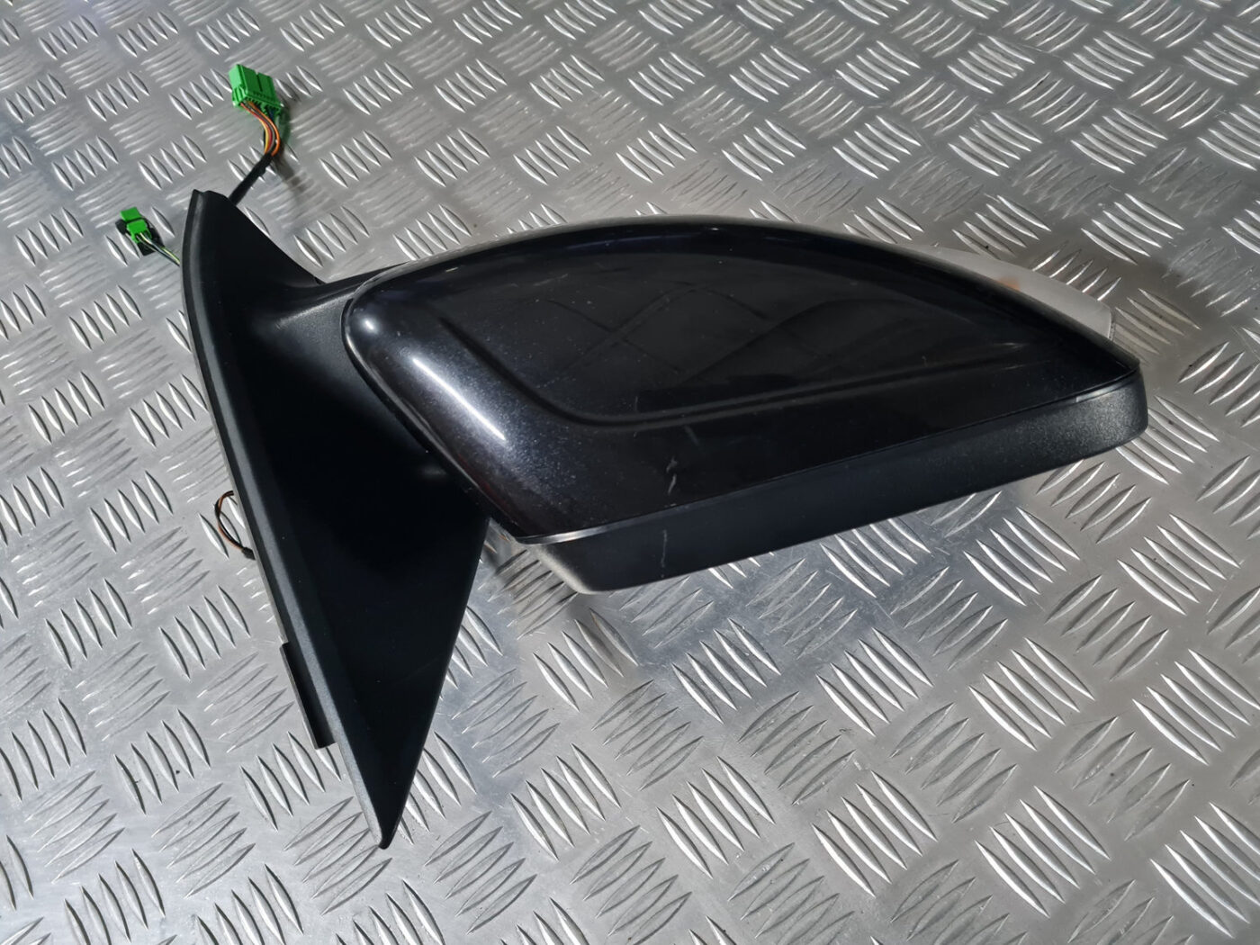 Ārējais spogulis, pa labi priekš VOLVO XC 60 2009 13 Ārējais spogulis, pa labi priekš VOLVO XC 60 2009