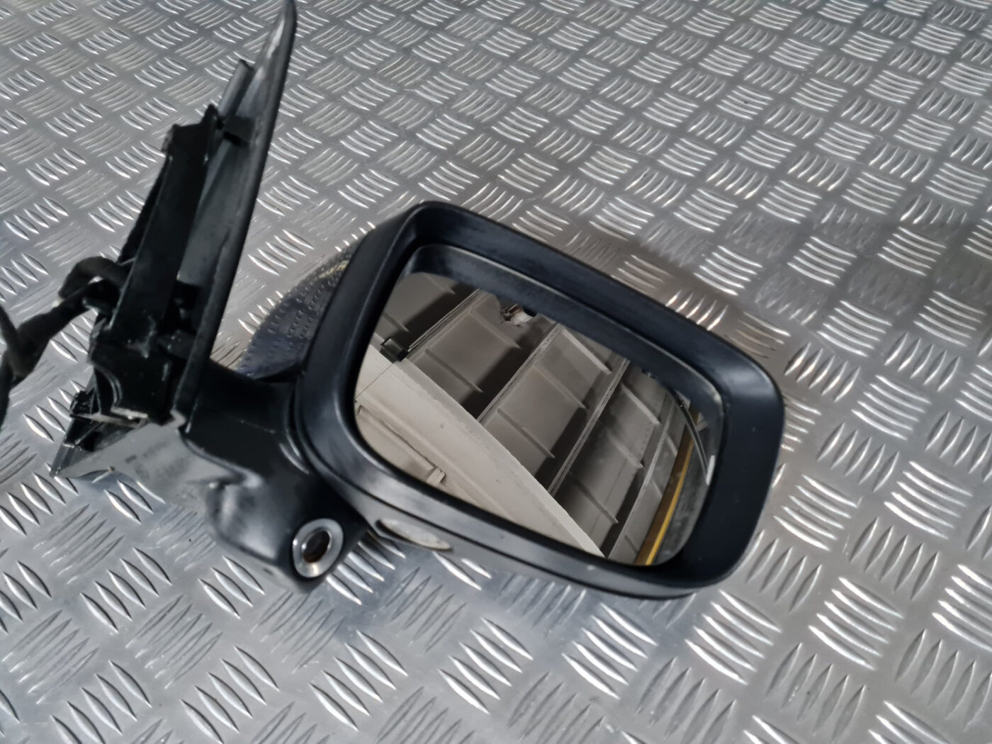 Ārējais spogulis, pa labi priekš VOLVO XC 60 2009 12 Ārējais spogulis, pa labi priekš VOLVO XC 60 2009