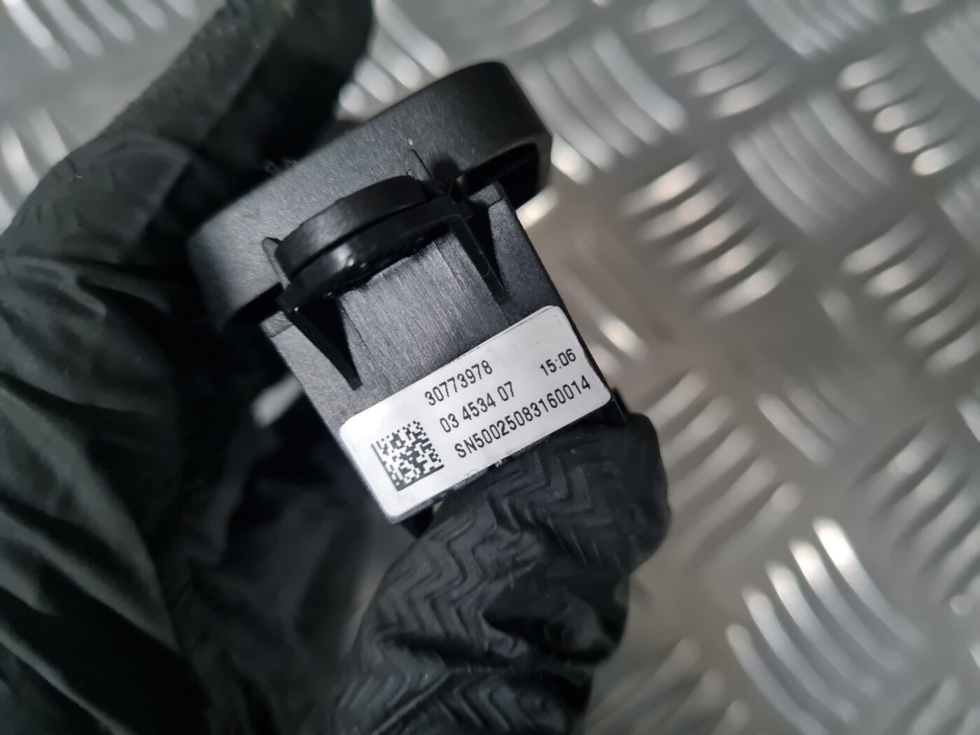 Stikla pacelšanas poga priekš VOLVO XC 60 2009 4 Stikla pacelšanas poga priekš VOLVO XC 60 2009