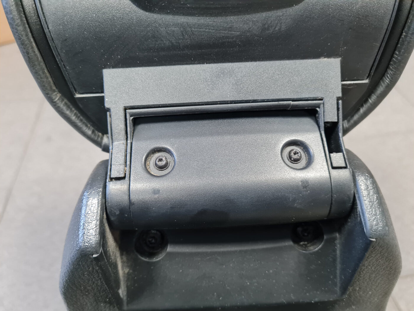 Roku balsts priekš VOLVO XC90 2004 5 Roku balsts priekš VOLVO XC90 2004